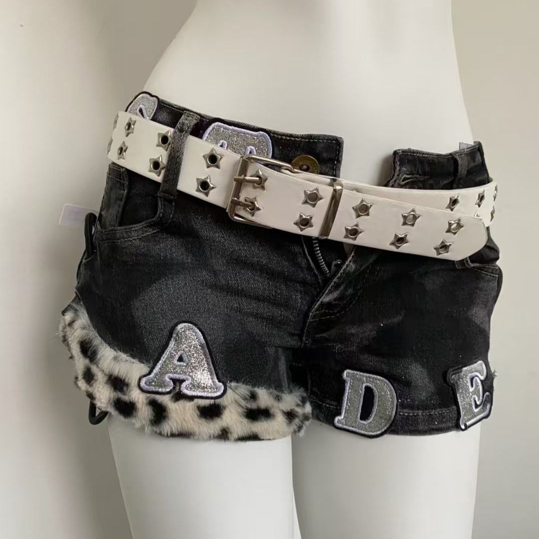 Street Fashion Hot - Y2k Geborduurde Patch Denim Shorts Vrouw