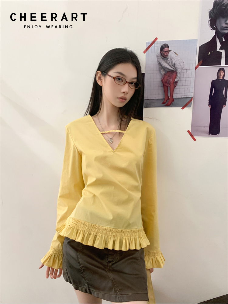 Street Fashion Fall 2025 - CHEERART Herfst 2025, Mode Vrouw Geel