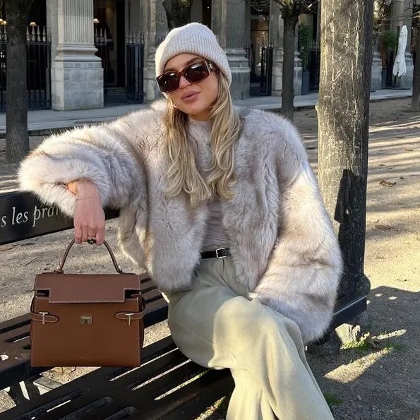 Winter 2026 Hot Cool Girls Plu - Street Fashion Week recensie en prijs